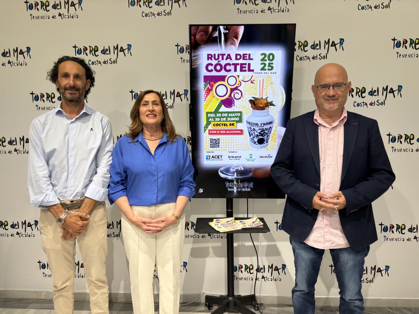 Torre del Mar refresca la antesala del verano con una nueva edición de la Ruta del Cóctel