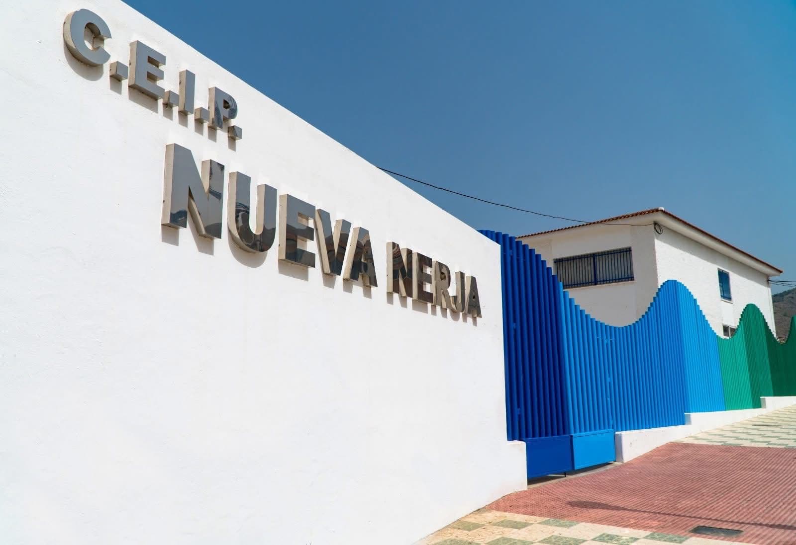 Prorrogado el convenio entre el Ayuntamiento de Nerja y la Consejería de Educación y Deporte