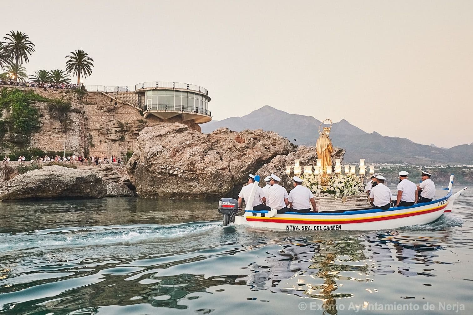 Nerja celebra con fervor la tradicional procesión de la Virgen del Carmen