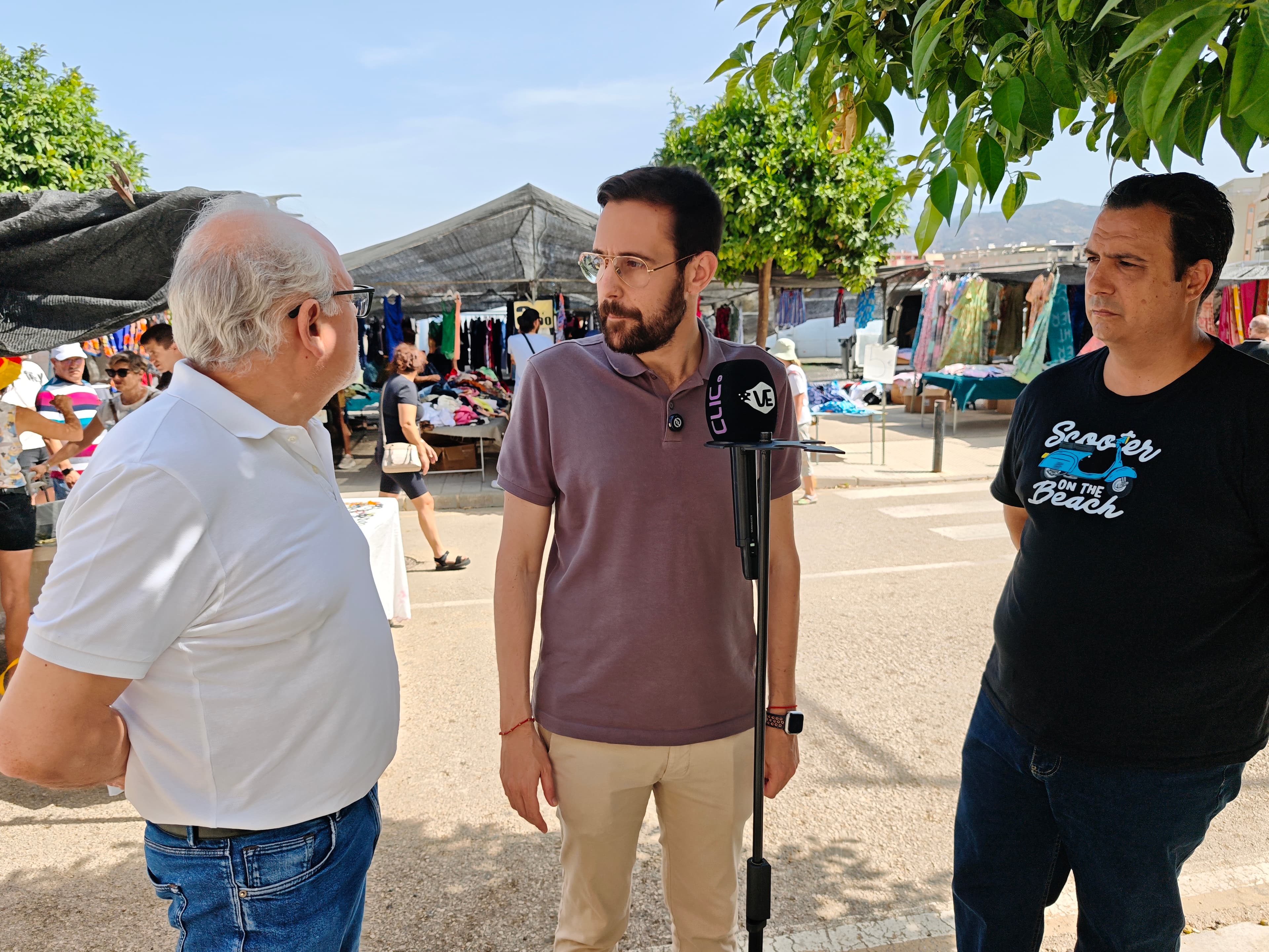 Víctor González: “los robos en el mercadillo de Vélez-Málaga exigen respuesta urgente de Lupiáñez y Atencia, que no hacen nada para evitarlo”
