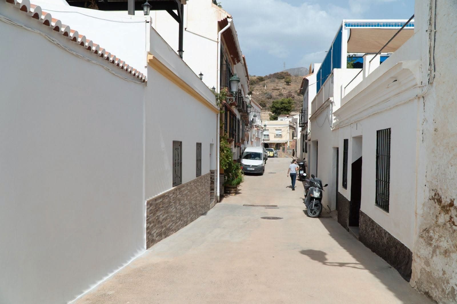 A licitación las obras de reurbanización de la calle Cantarero en Maro