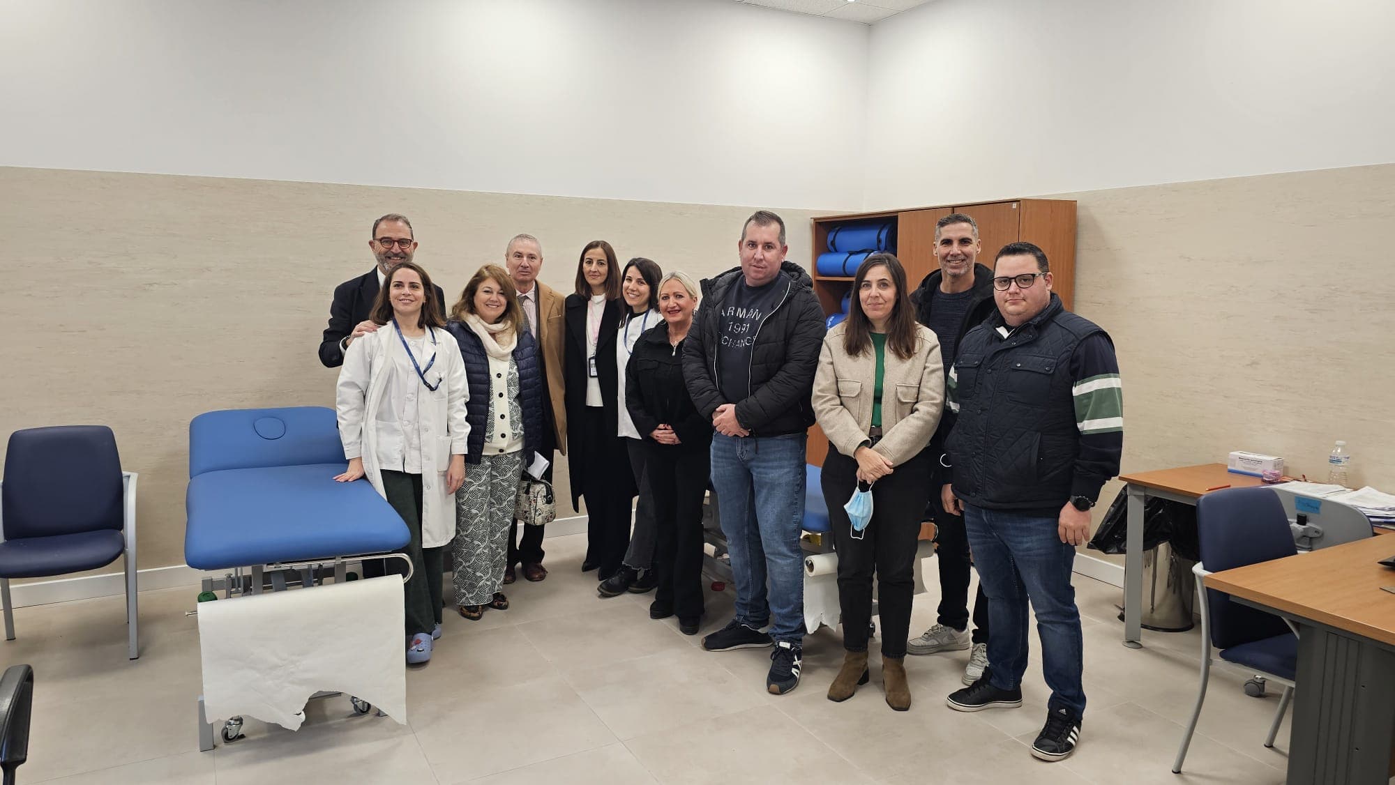 El delegado de Salud visita el Centro de Salud de Algarrobo para inaugurar nuevas salas de Fisioterapia y Odontología