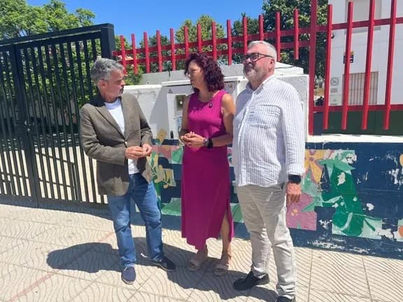 El PSOE denuncia los incumplimientos de Juanma Moreno con la ampliación del CEIP Enrique Ramos Ramos de Mezquitilla