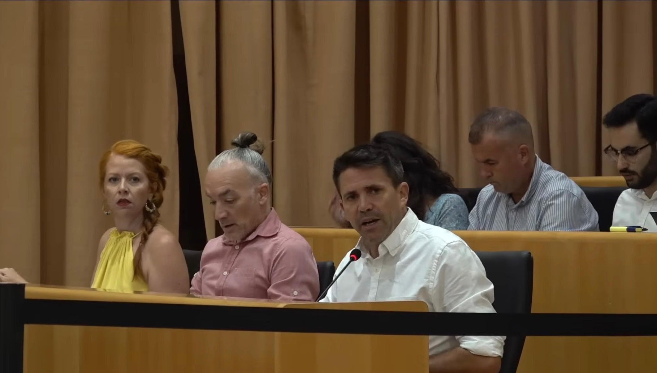 José Pino logra que se inicie el expediente para que el transporte público sea gratis para los empadronados en Vélez-Málaga