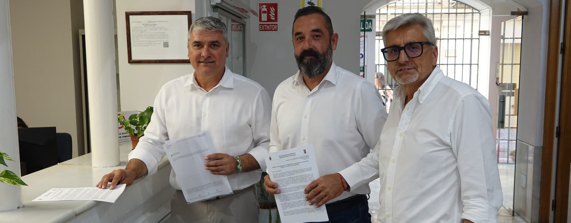 El PSOE exige a la Junta la incorporación de Almáchar y El Borge al Consorcio de Transporte Metropolitano de Málaga y denuncia una “discriminación política”