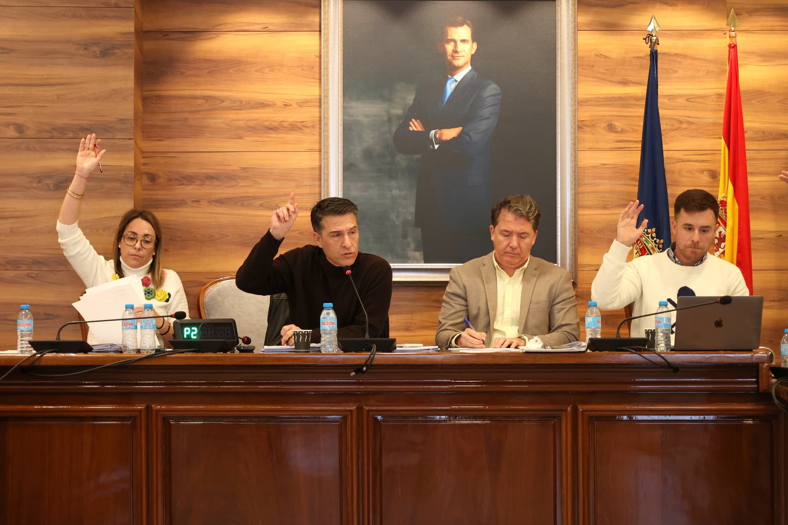El alcalde de Torrox anuncia la ampliación del servicio «para seguir mejorando la limpieza en un municipio que no deja de crecer»