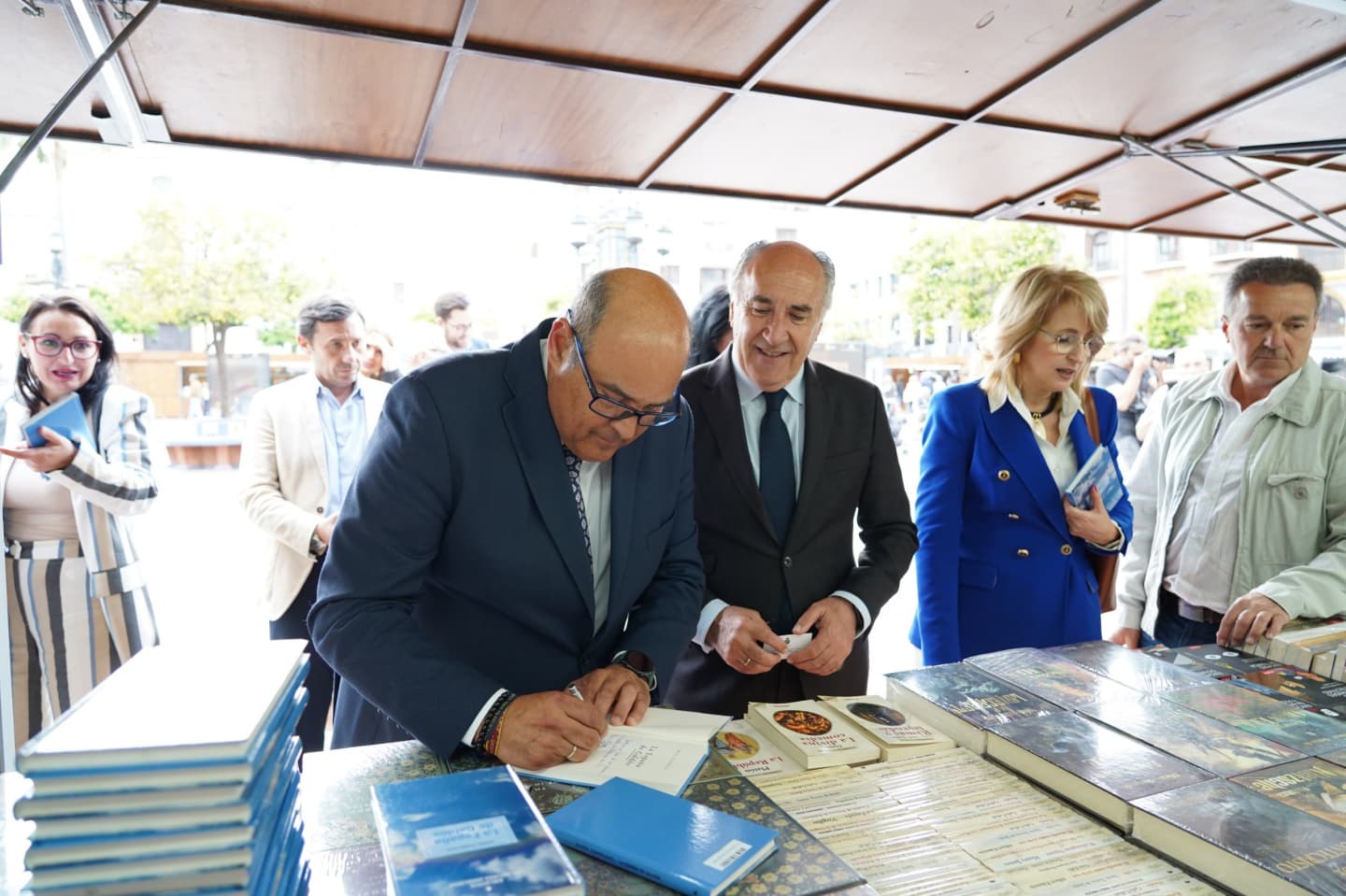 Lupiáñez realiza el pregón oficial de la Feria del Libro de Algeciras