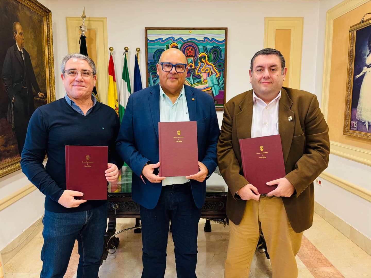 El alcalde de Vélez-Málaga, Jesús Lupiáñez (PP) destina 82.000 euros del presupuesto municipal a las misas, al pregón y al cartel de Semana Santa